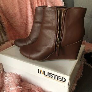 UNLISTED BY KENNETH COLE WEDGE BOOTIES 👢